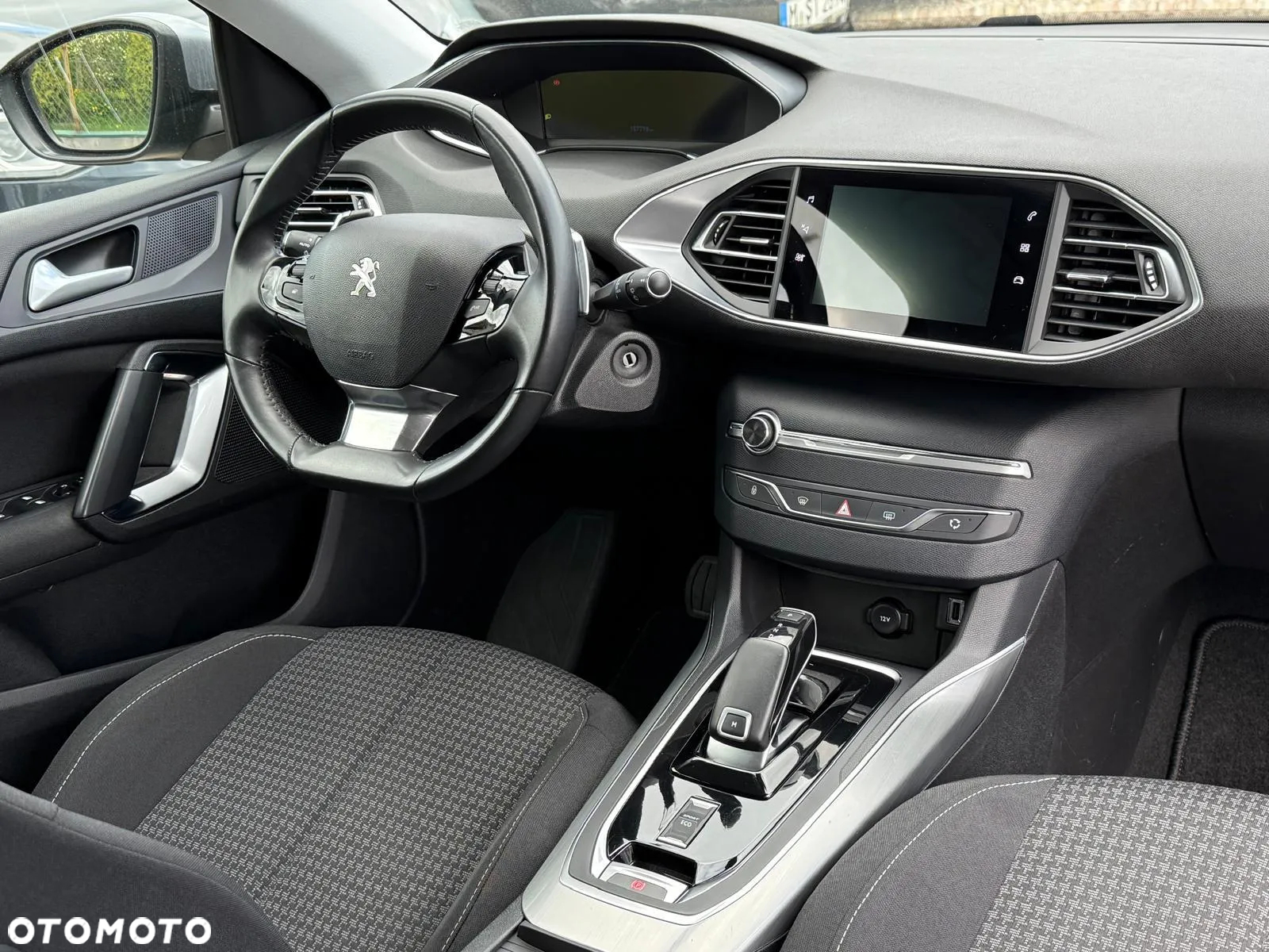 Peugeot 308 SW 1.5 BlueHDi Allure Pack S&S EAT8 - 32