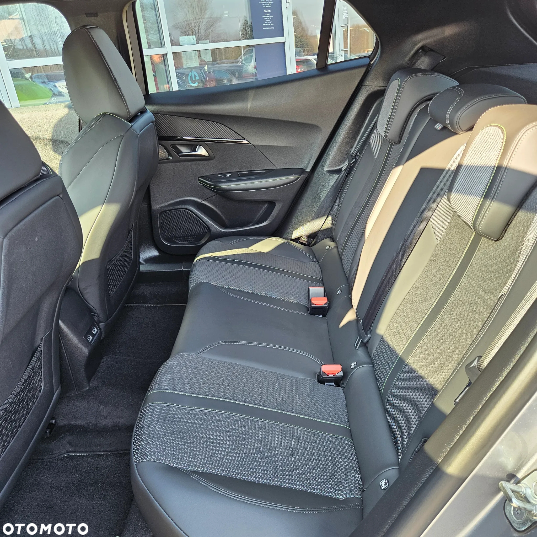 Peugeot 2008 1.2 PureTech GT S&S EAT8 - 12