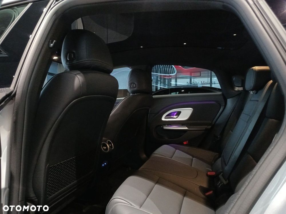 Mercedes-Benz CLA - 20