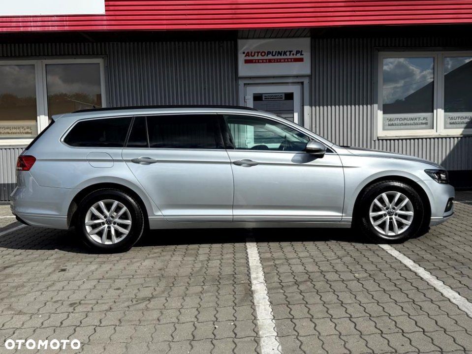 Volkswagen Passat - 5
