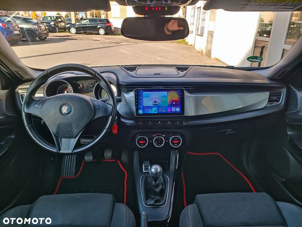 Alfa Romeo Giulietta 2.0 JTDM 16V - 13