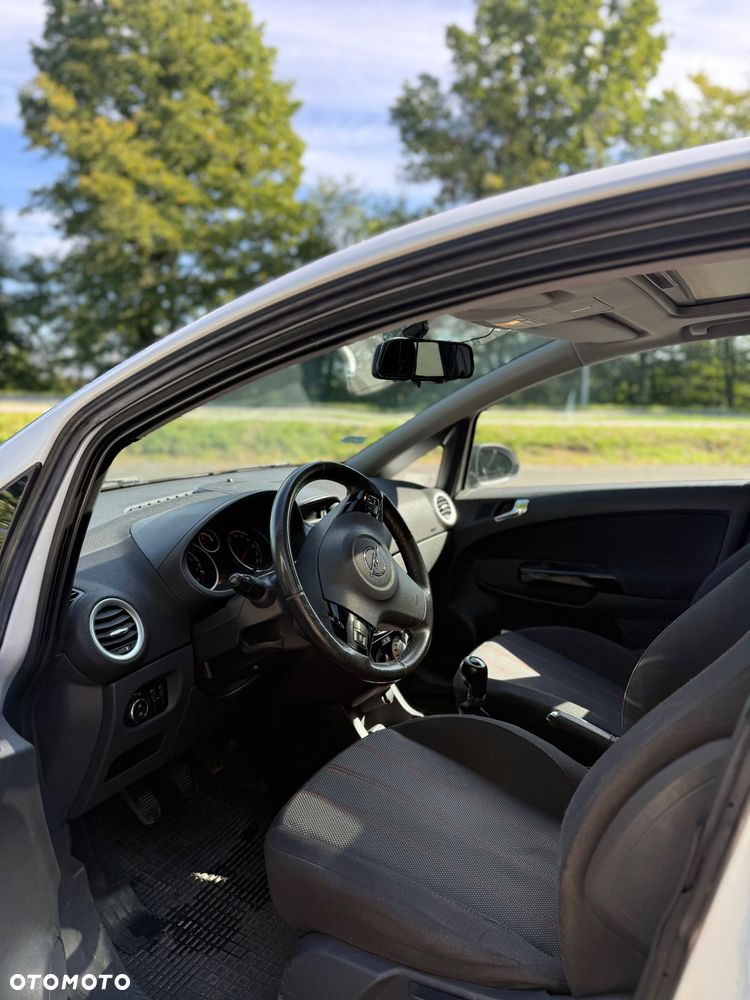 Opel Corsa - 14