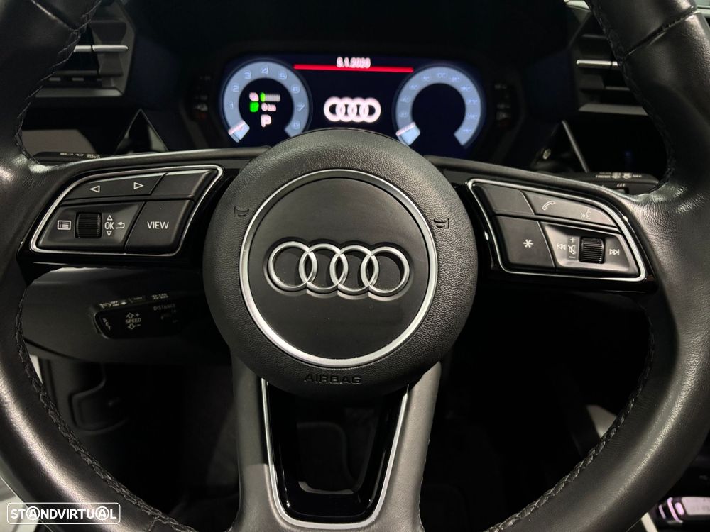 Audi A3 Sportback 45 TFSIe S line - 13