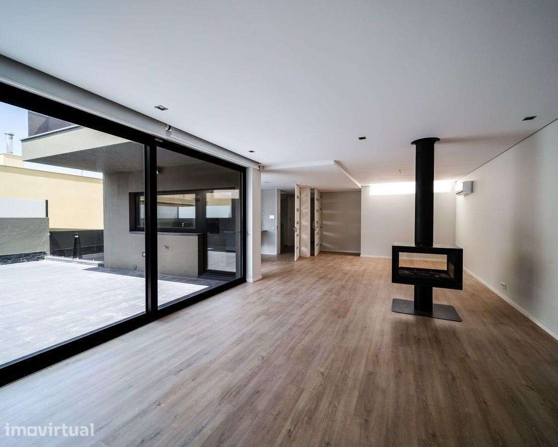 Moderna moradia T3 com vista para o mar. - Grande imagem: 2/23