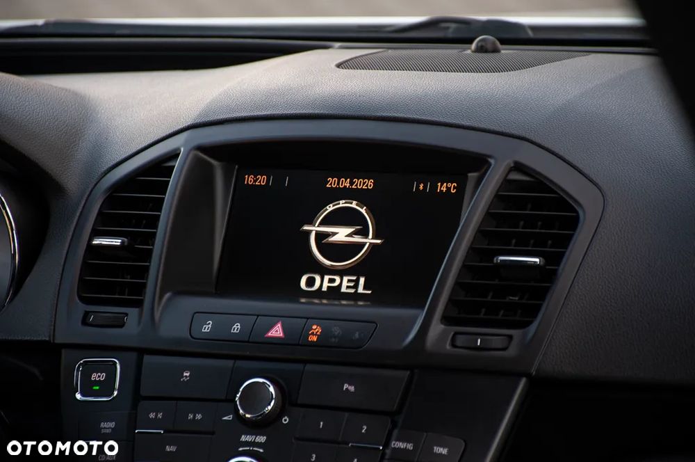 Opel Insignia 2.0 CDTI - 18