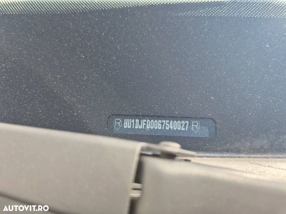 Dacia Logan TCe 90 Essential - 20