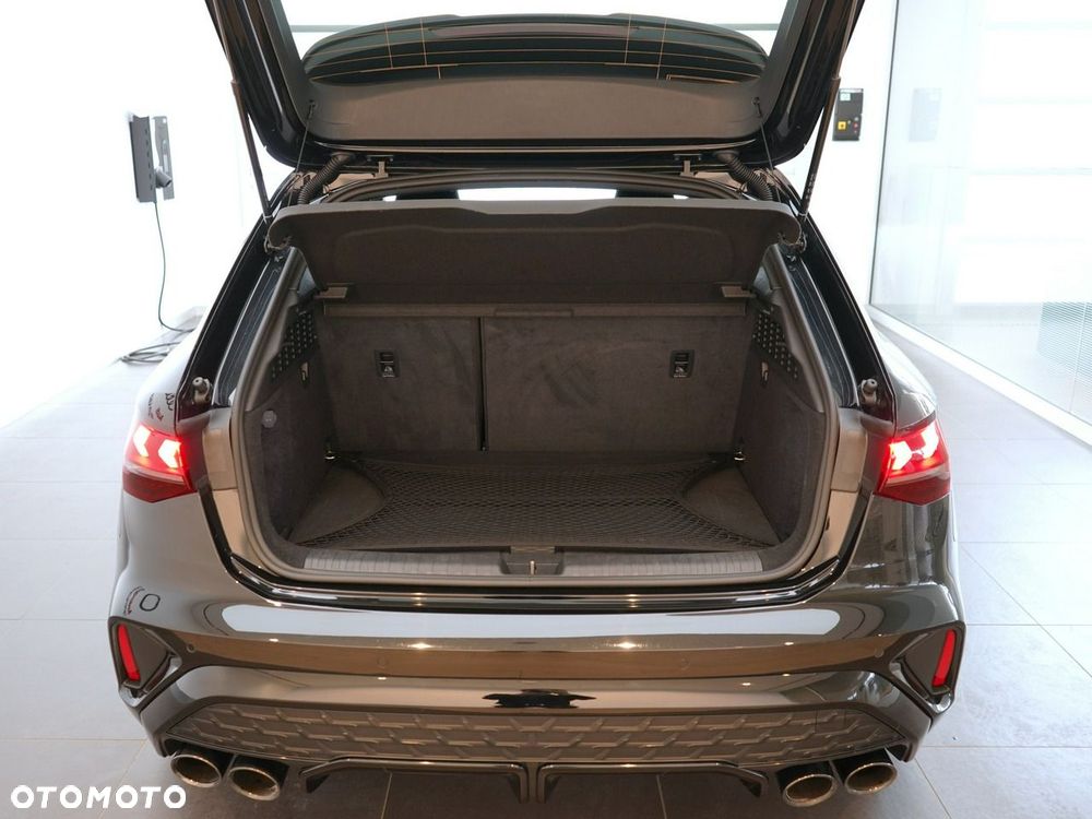 Audi S3 Sportback - 11