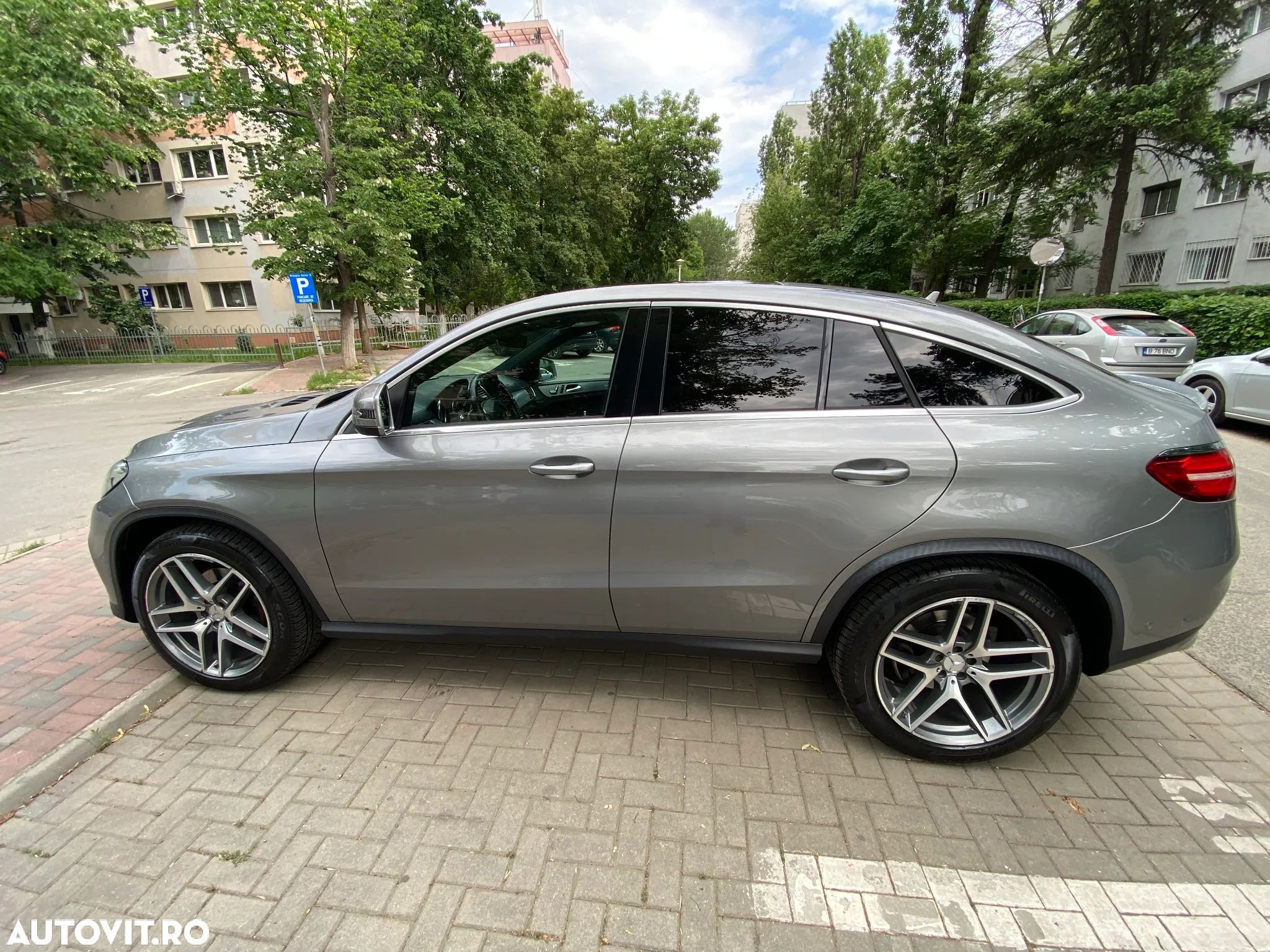 Mercedes-Benz GLE 350 d 4MATIC - 1