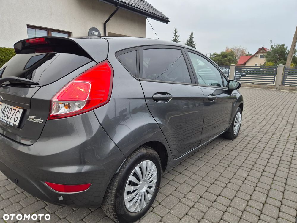Ford Fiesta - 17