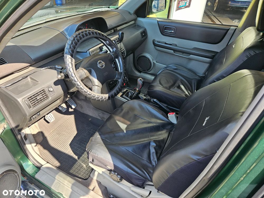 Nissan X-Trail 2.0 4x4 Comfort - 8