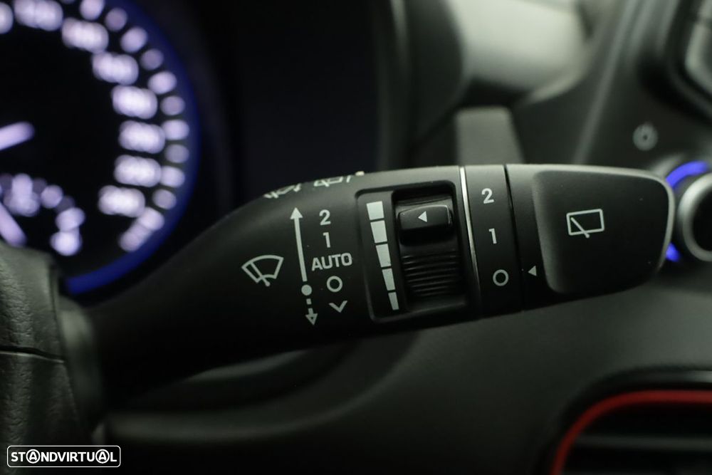 Hyundai Kauai 1.0 T-GDi Premium Pele/Tec.Vermelho - 17