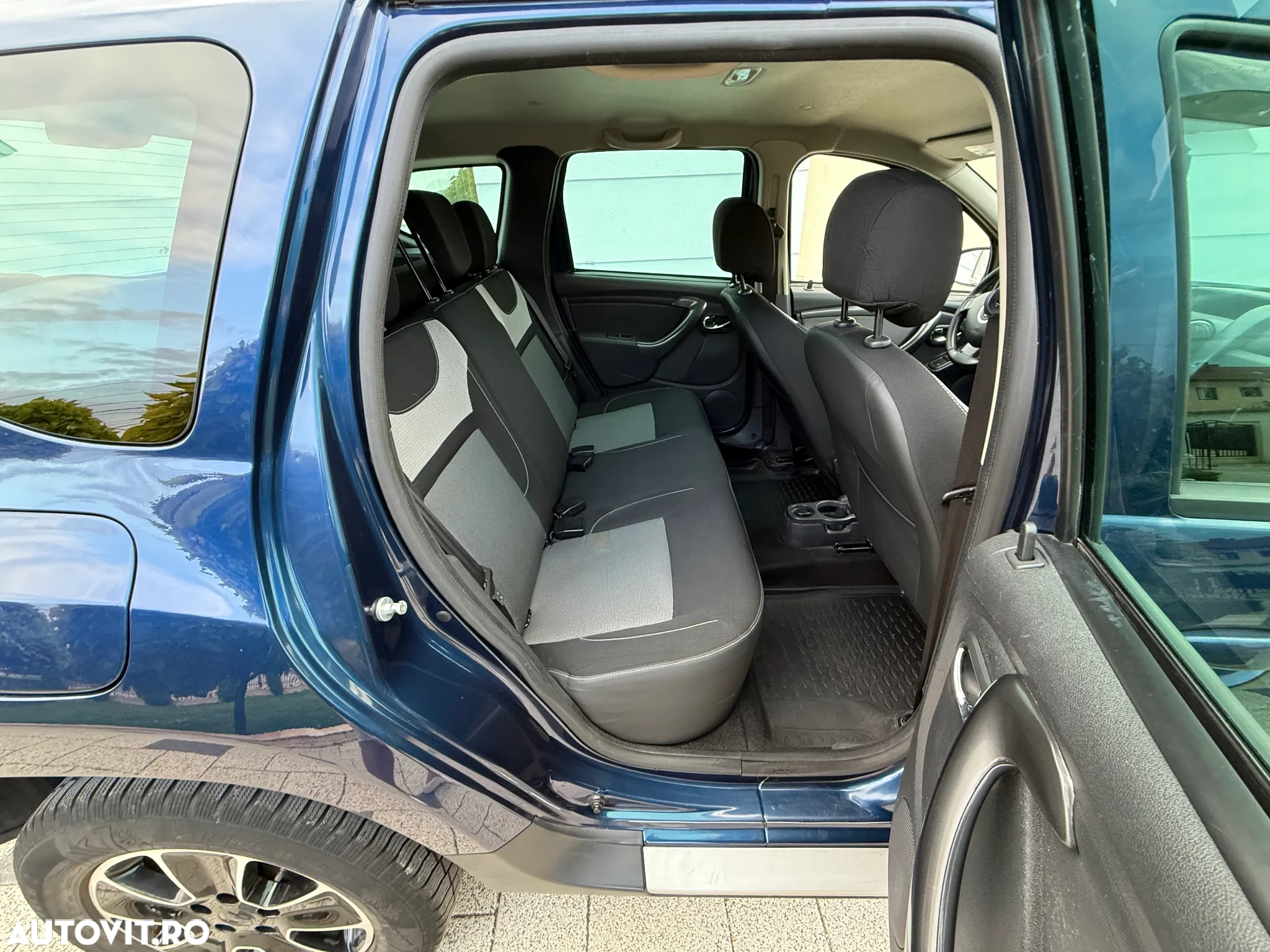 Dacia Duster 1.6 4x4 SL Connected by Orange - 16