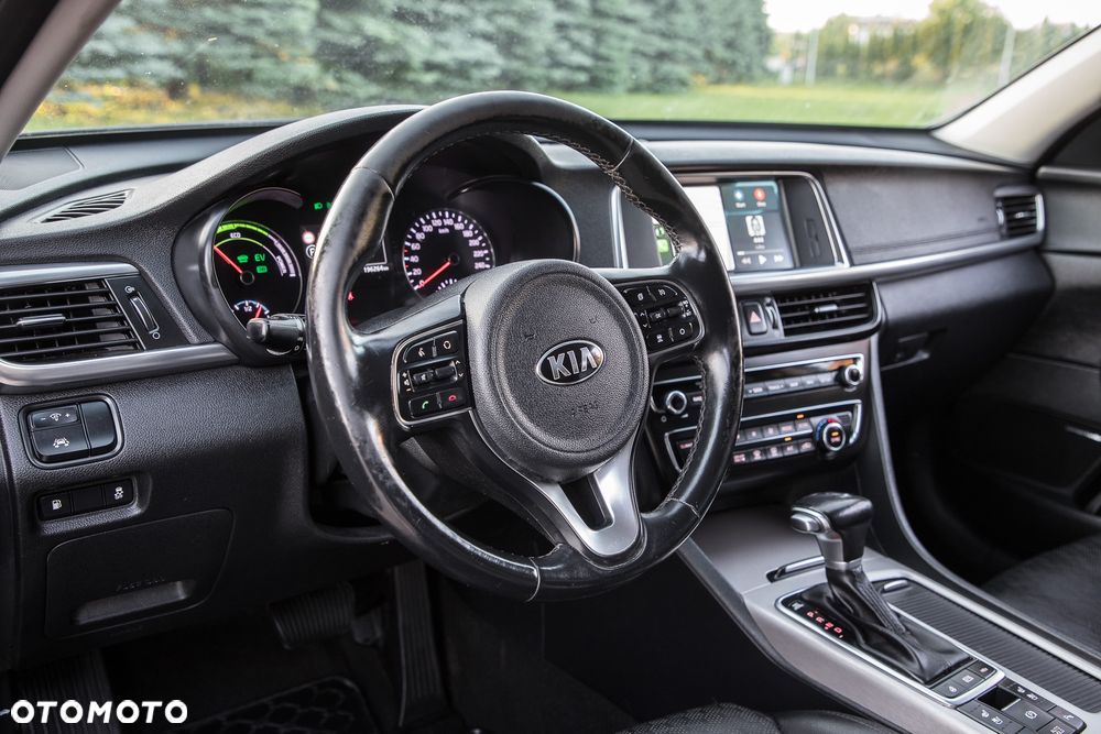 Kia Optima Sportagon 2.0 GDI Attract - 14