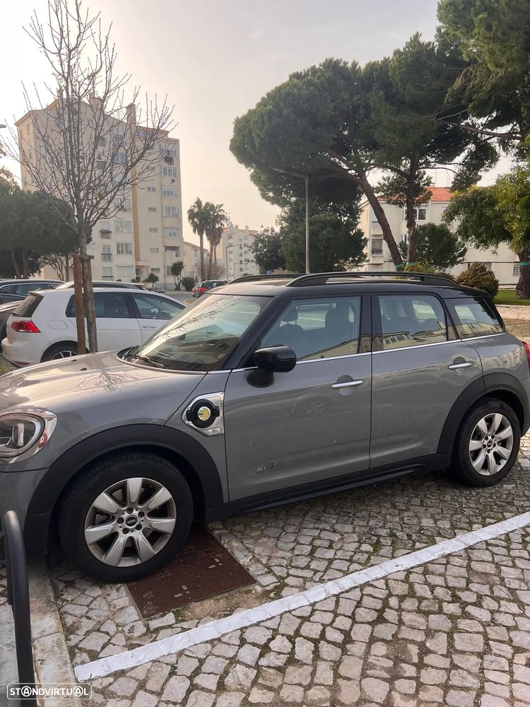 MINI Countryman Cooper SE ALL4 Auto - 2
