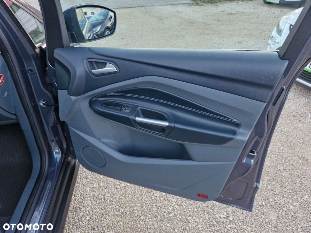 Ford C-MAX 2.0 TDCi Titanium - 22