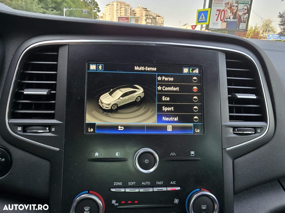RENAULT Megane 2018 — imagine 11