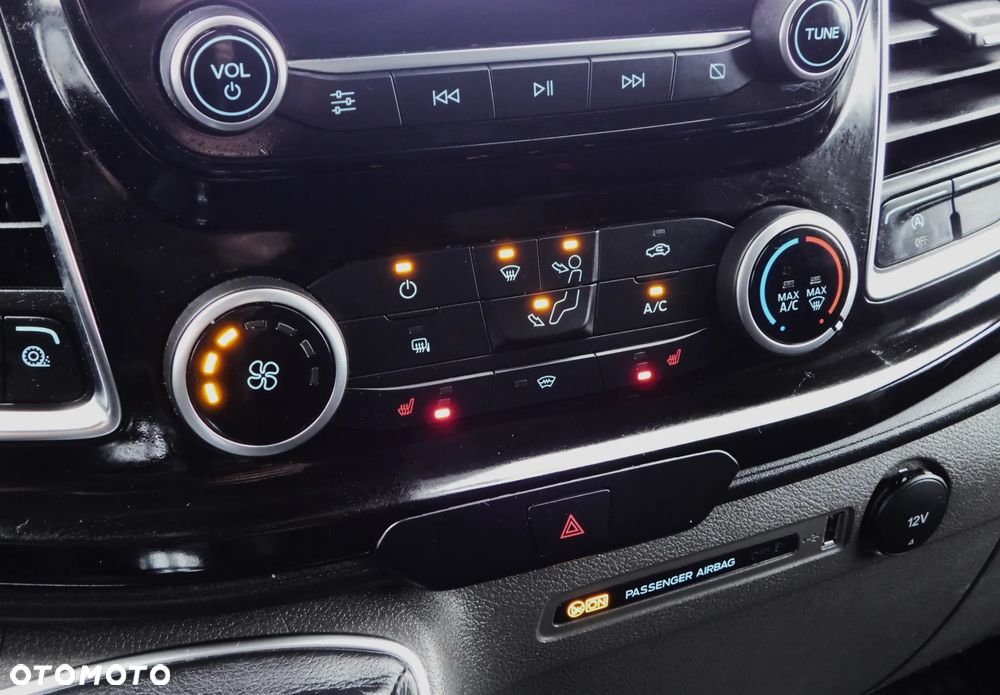 Ford Transit Custom - 11