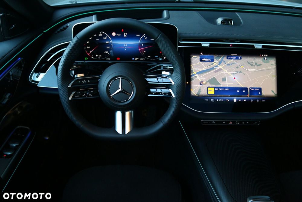 Mercedes-Benz Klasa E - 20