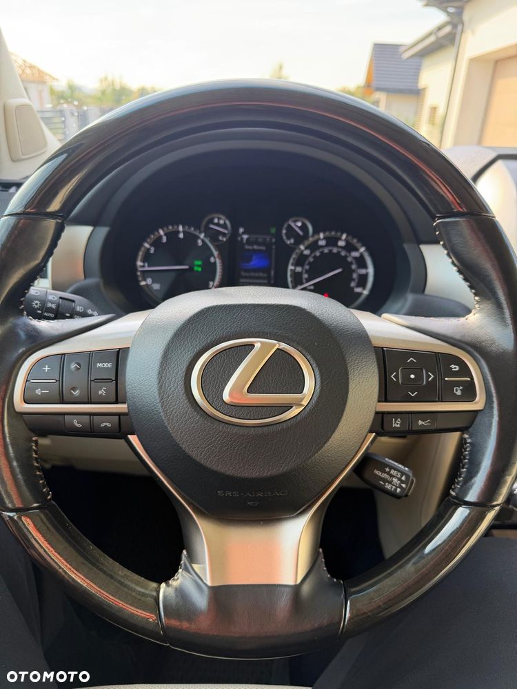 Lexus GX - 7