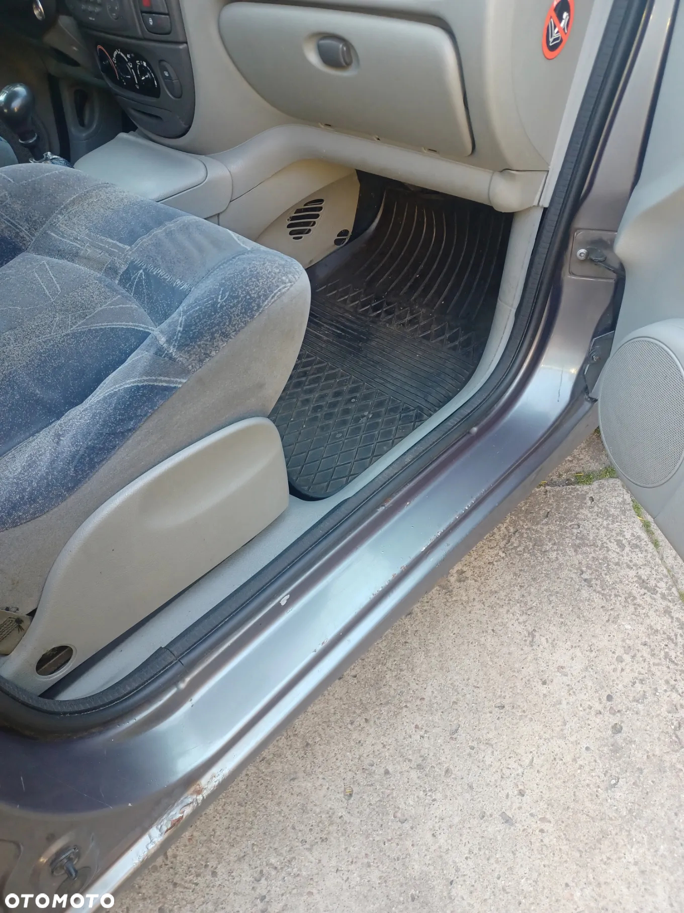 Renault Scenic - 11