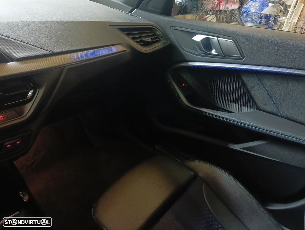 BMW 116 d Pack Desportivo M Auto - 28