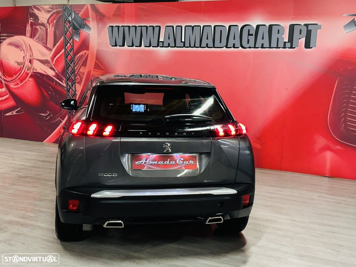 Peugeot 2008 1.2 PureTech Active Pack EAT8 - 4