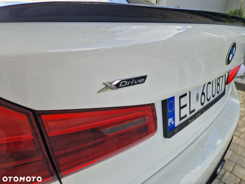 BMW Seria 5 530i xDrive M Sport Edition - 8