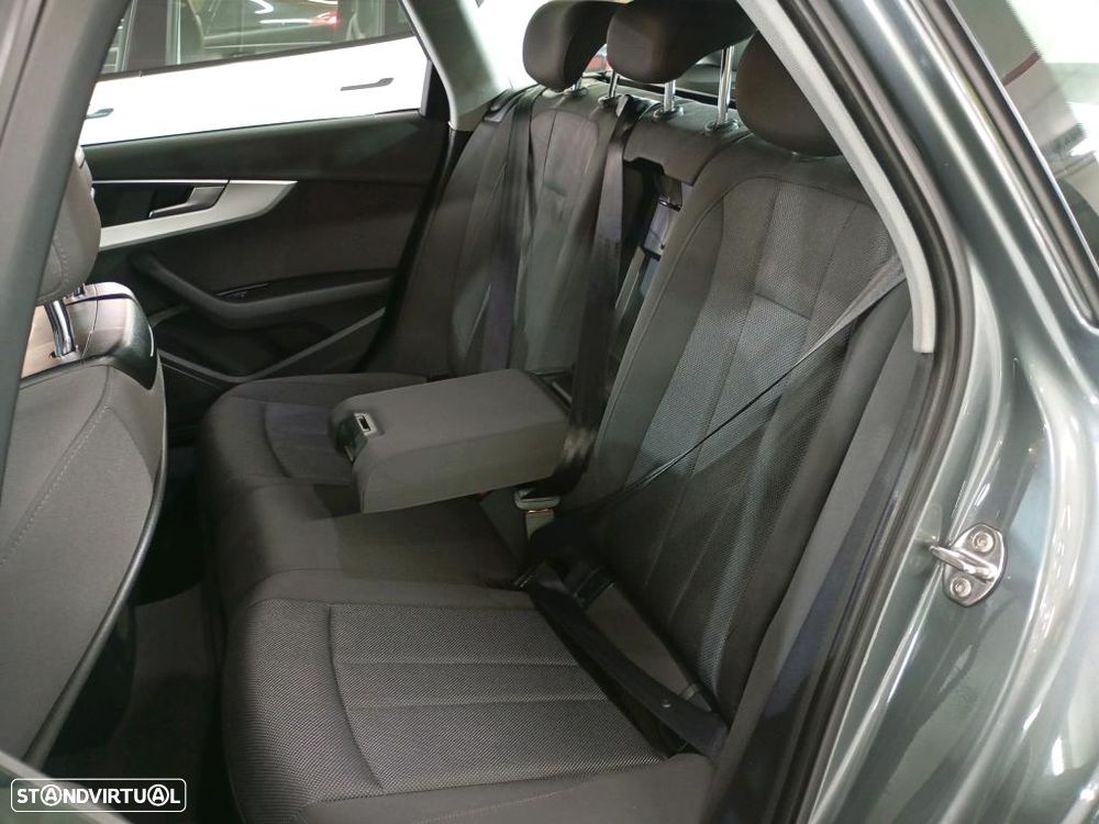 Audi A4 Avant 35 TDI S tronic - 8