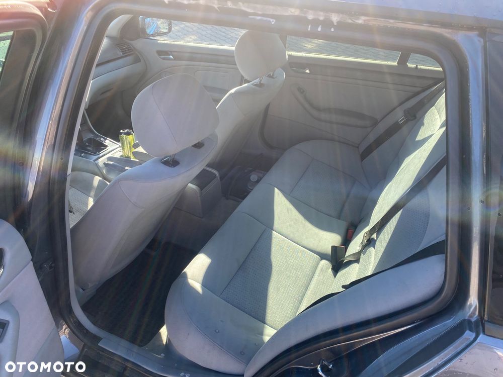 BMW Seria 3 - 11