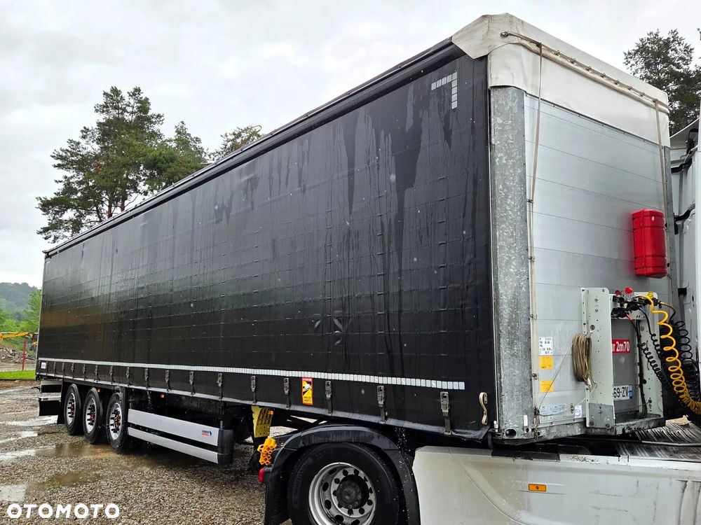 Schmitz Cargobull SCB / OCYNK / PODNOSZONA OŚ / 405tys.km !!! - 3