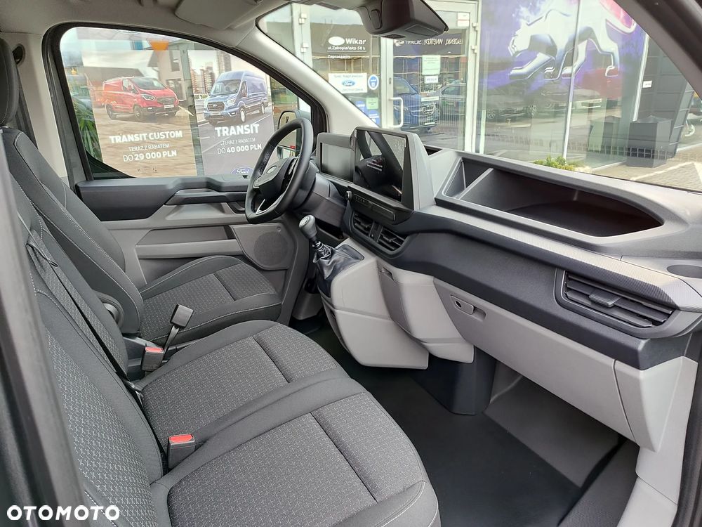 Ford CUSTOM VAN - 4