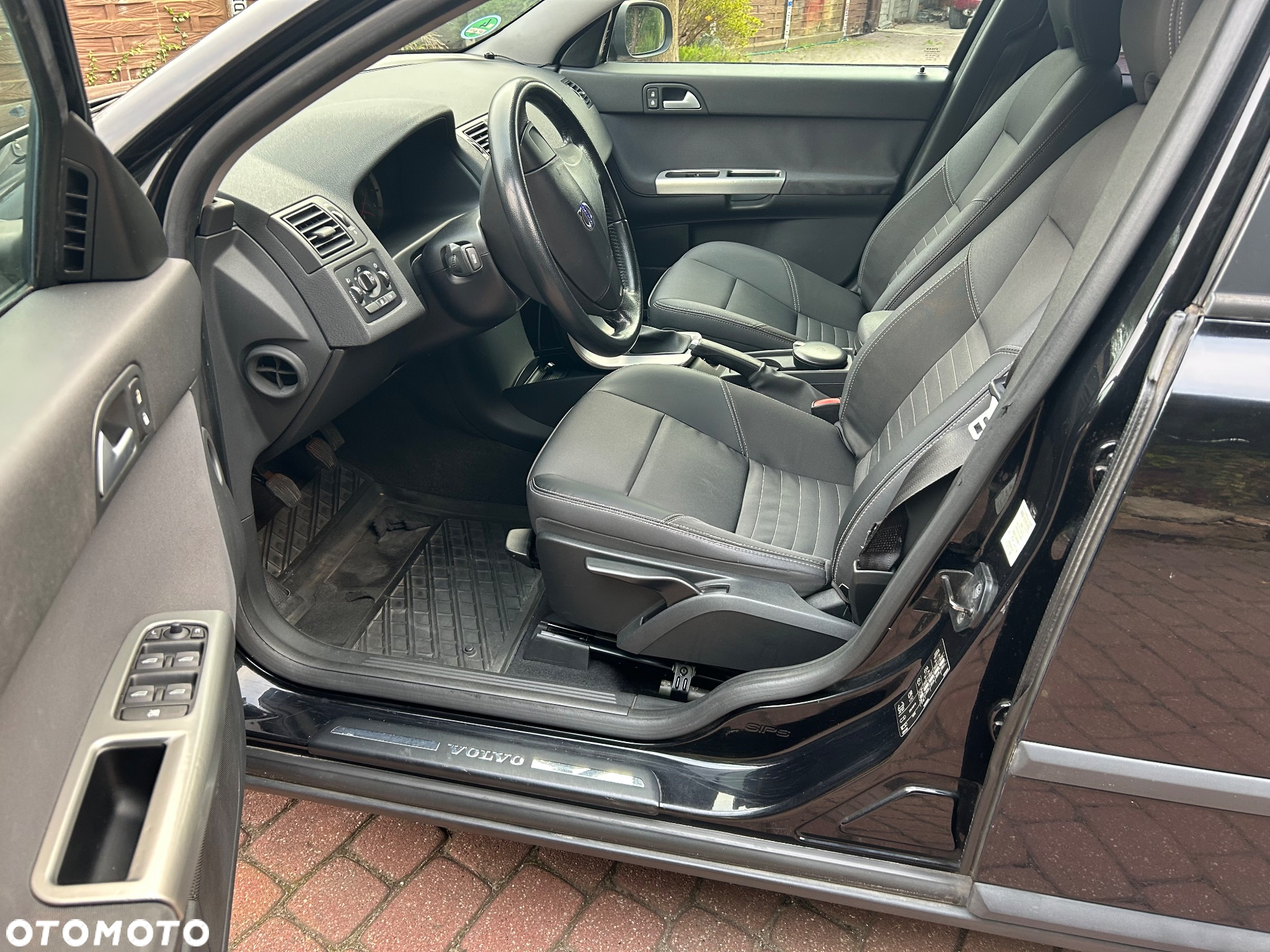 Volvo V50 - 16
