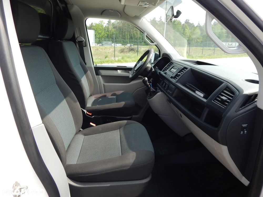 Volkswagen Transporter T-6 Long Klima - 16