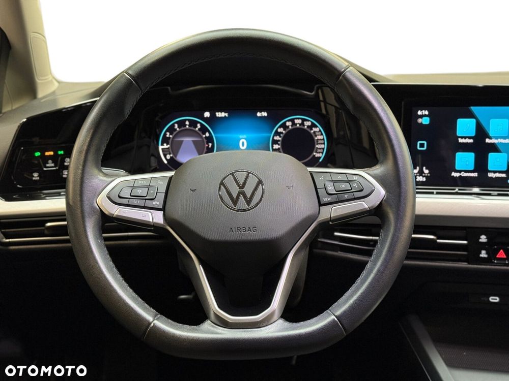 Volkswagen Golf - 27