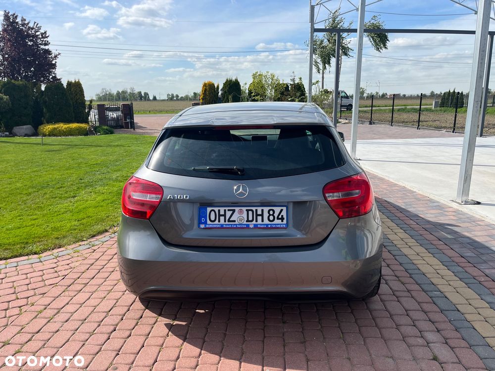Mercedes-Benz Klasa A 180 (BlueEFFICIENCY) - 6