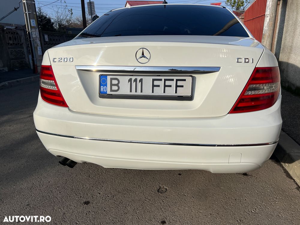 Mercedes-Benz C - 3