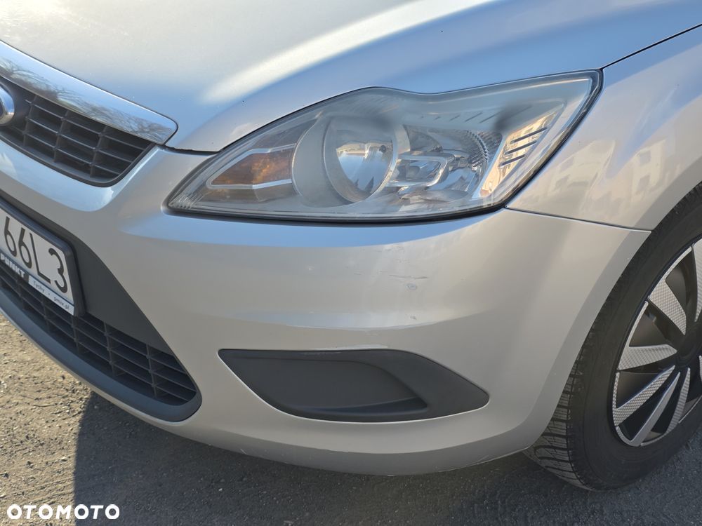 Ford Focus 1.6 Trend - 5