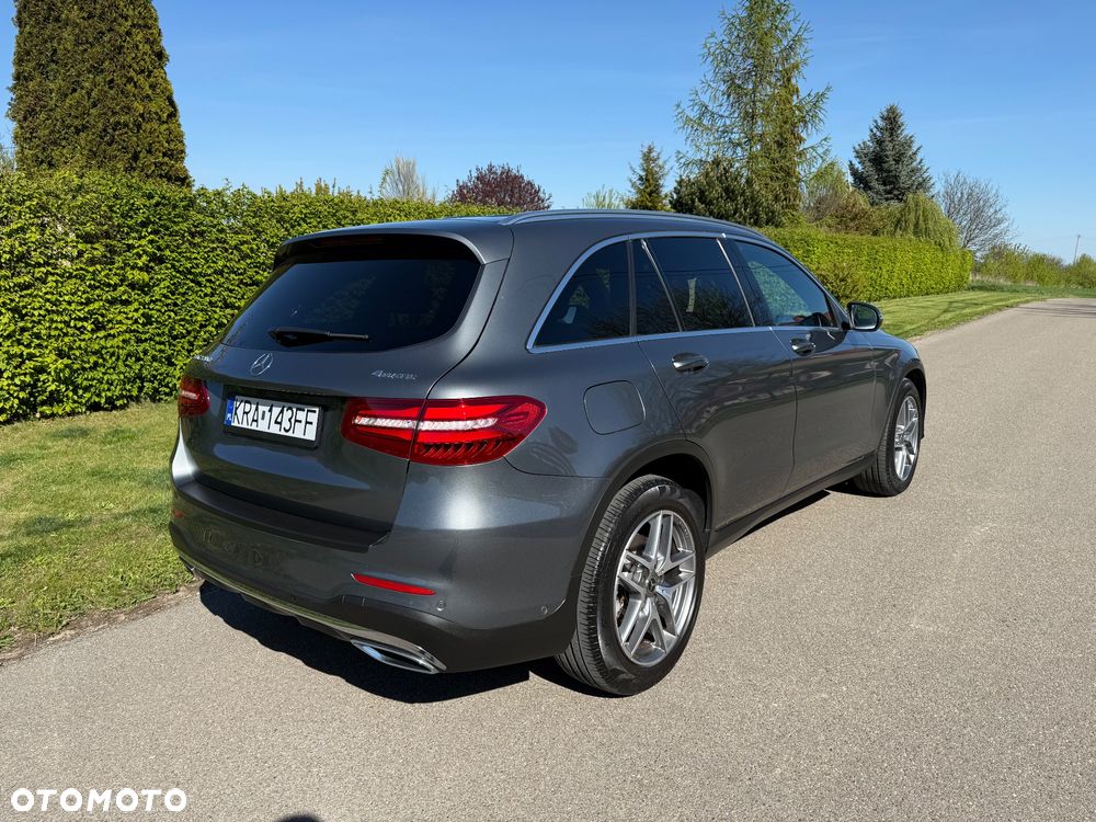 Mercedes-Benz GLC 220 d 4Matic 9G-TRONIC AMG Line - 7