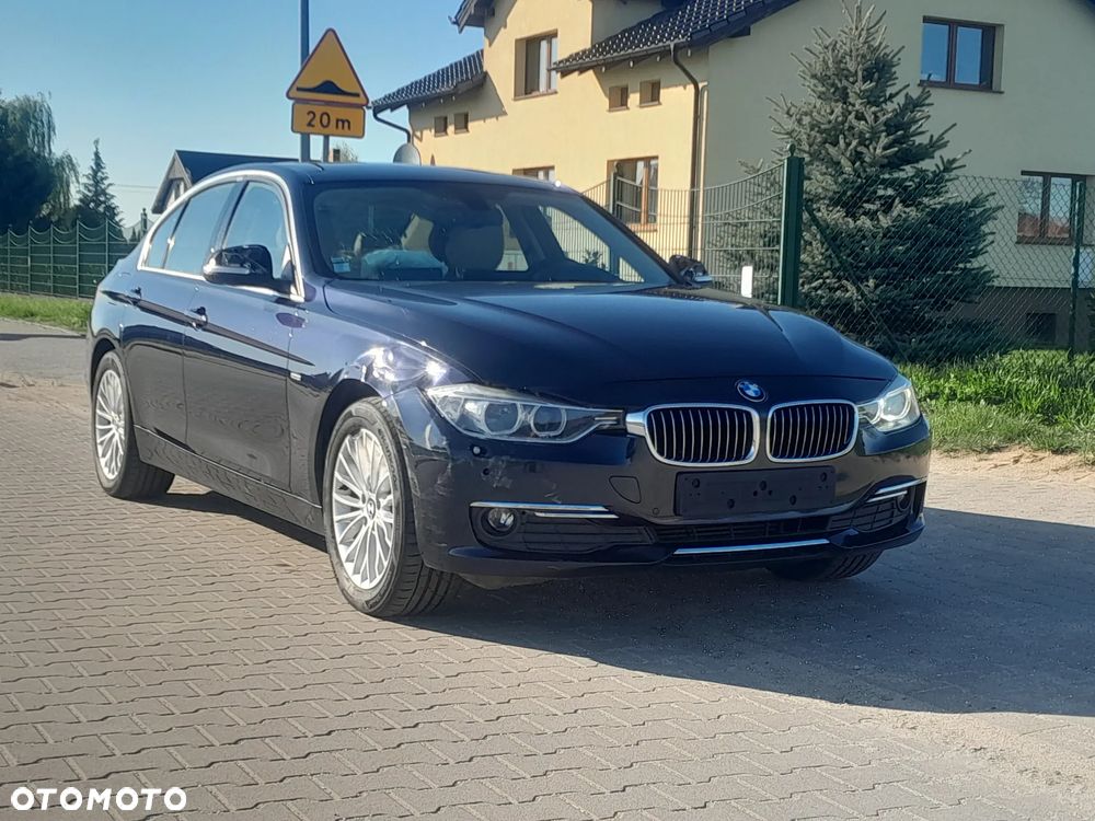 BMW Seria 3 320d Luxury Line - 8