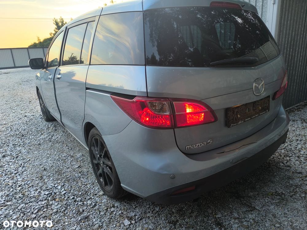 Mazda 5 - 7