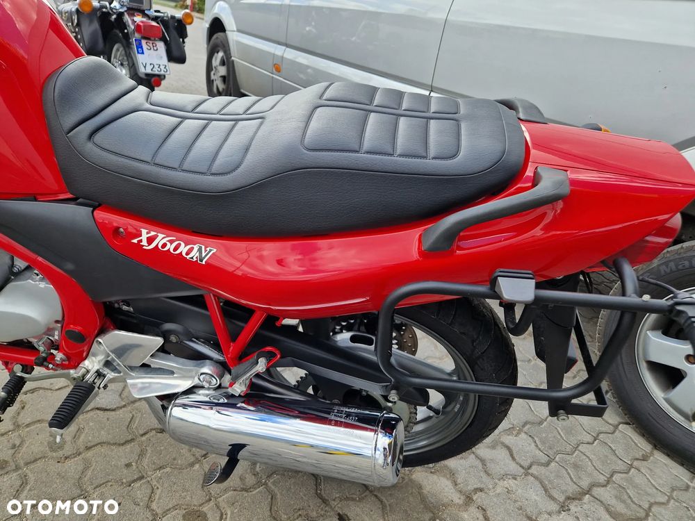 Yamaha XJ - 17