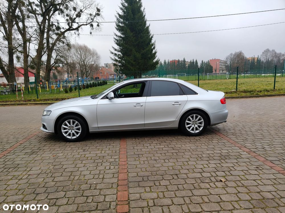 Audi A4 Limousine - 2