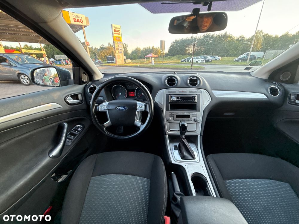Ford Mondeo 2.0 TDCi Ghia - 25