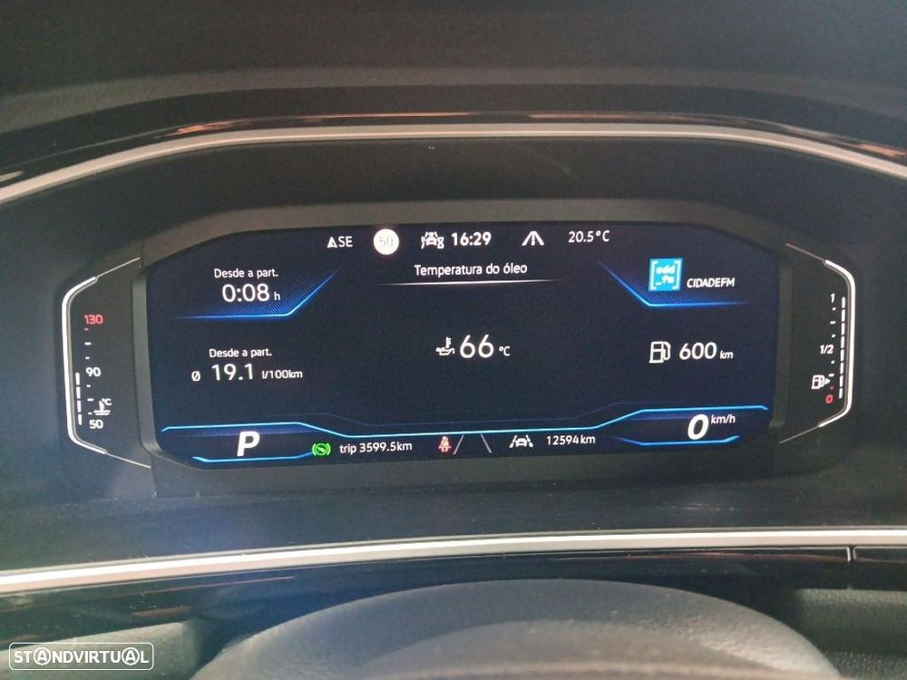 VW T-Roc 1.5 TSI R-Line DSG - 19