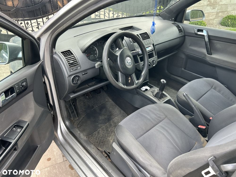Volkswagen Polo - 7