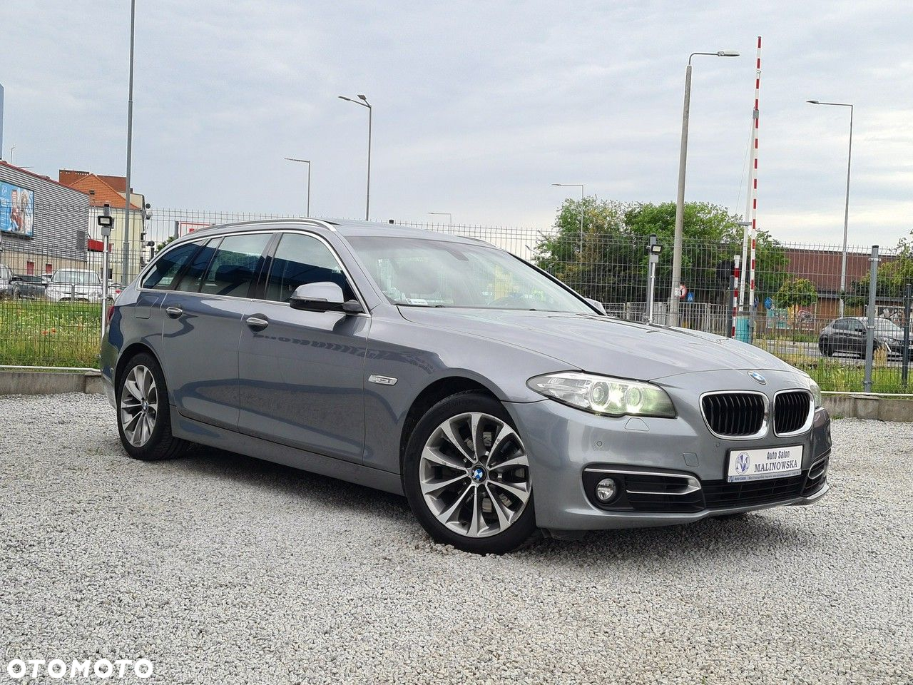 BMW Seria 5 518d Touring Modern Line - 3