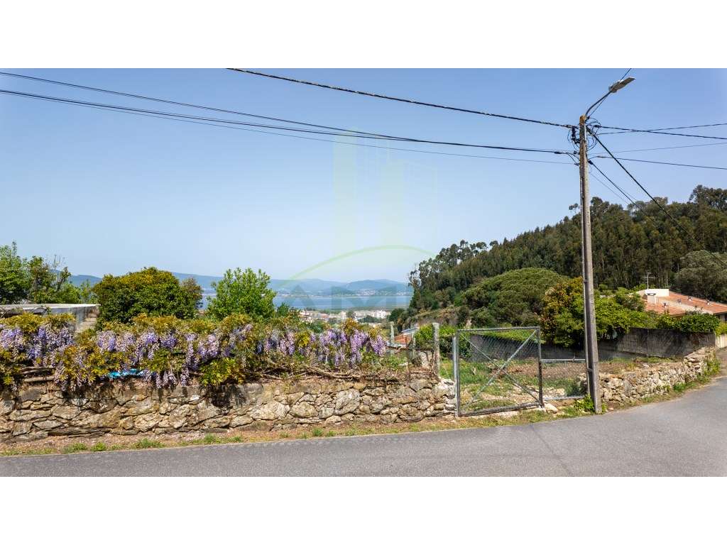 Vilarelho - Terreno com projeto aprovado - Grande imagem: 2/14