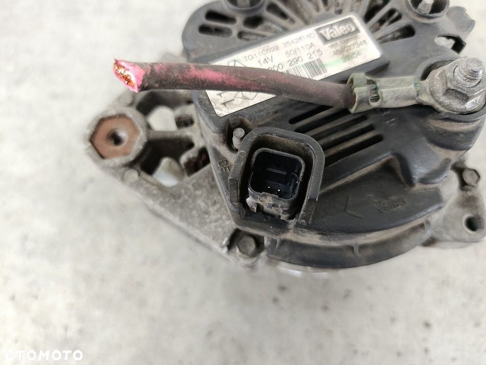 ALTERNATOR RENAULT SCENIC II 8200290215  TG11C022  BOSCH 2.0 16V - 7