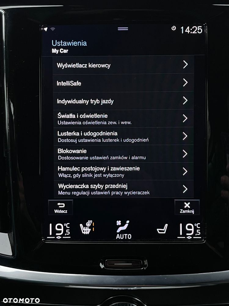 Volvo V60 B4 B R-Design - 25