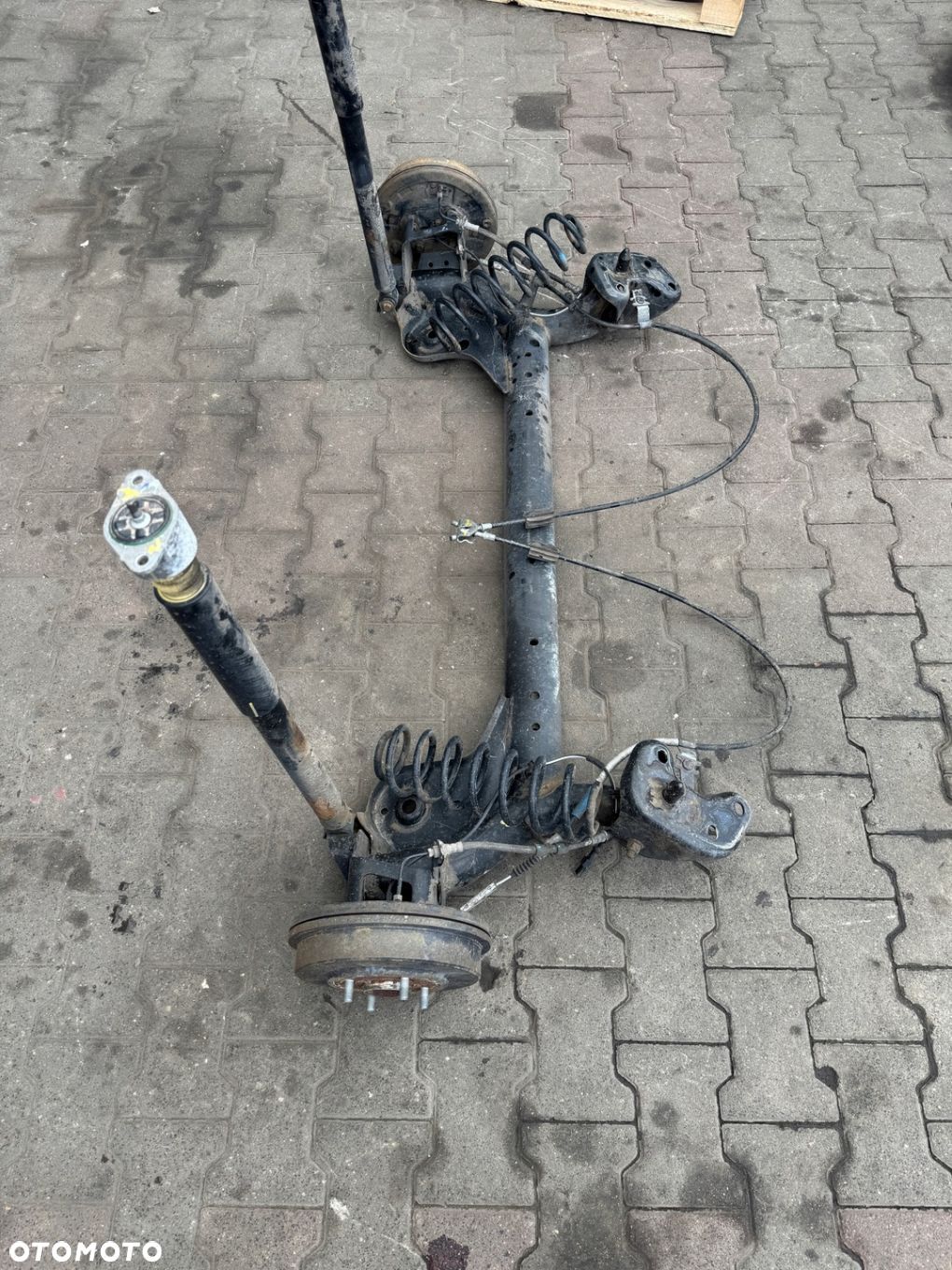 FORD ECOSPORT BELKA TYLNA WÓZEK - 1